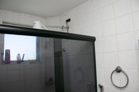 Apartamento à venda com 70m², 3 quartos e 1 vaga Apartamento à venda com 70m², 3 quartos e 1 vagaBanheiro da Suíte