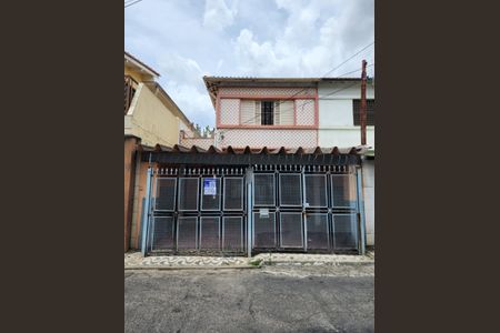 Fachada de casa para alugar com 3 quartos, 100m² em Vila Constança, São Paulo