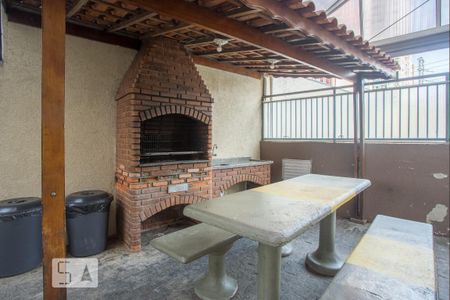 Apartamento para alugar com 46m², 2 quartos e 1 vagaÁrea comum - Churrasqueira