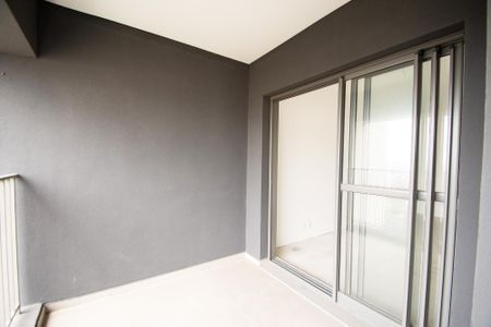 varanda sala de kitnet/studio à venda com 1 quarto, 34m² em Cerqueira César, São Paulo