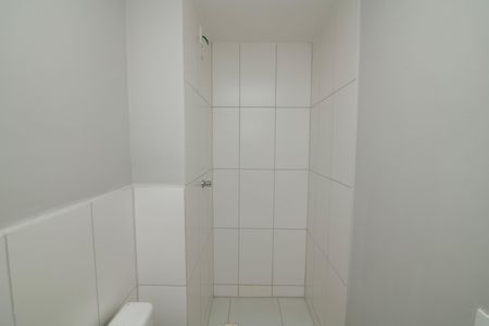 Apartamento para alugar com 78m², 2 quartos e 1 vaga Apartamento para alugar com 78m², 2 quartos e 1 vagaBanheiro da Suíte