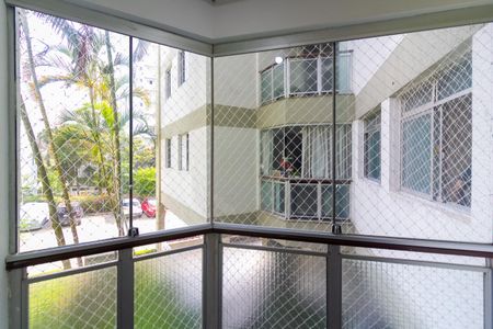 Apartamento à venda com 72m², 2 quartos e 1 vagaVaranda Sala