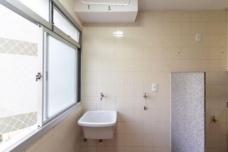 Apartamento à venda com 72m², 2 quartos e 1 vagaÁrea de Serviço