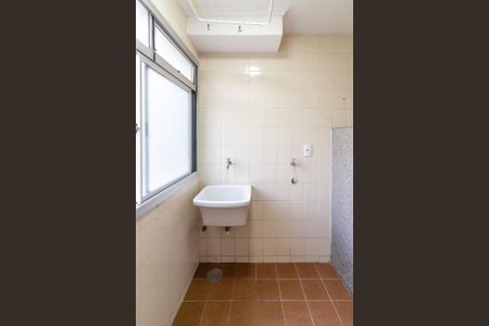 Apartamento à venda com 72m², 2 quartos e 1 vagaÁrea de Serviço