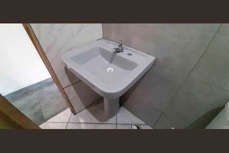 Casa à venda com 110m², 2 quartos e sem vagaBanheiro Social