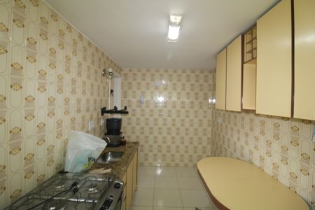 Apartamento à venda com 70m², 2 quartos e sem vagaCozinha