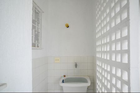 Casa à venda com 600m², 3 quartos e 2 vagasÁrea de Serviço 2