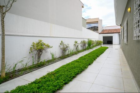 Casa à venda com 600m², 3 quartos e 2 vagasGaragem
