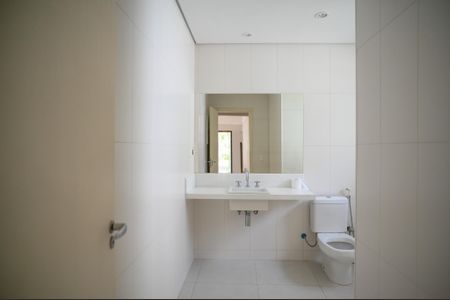 Casa à venda com 600m², 3 quartos e 2 vagasBanheiro Social