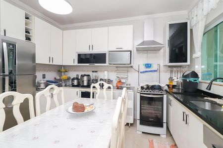 Casa à venda com 86m², 2 quartos e 2 vagasCozinha