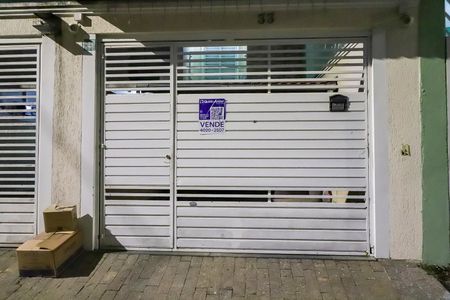 Casa à venda com 86m², 2 quartos e 2 vagasFachada