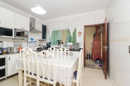 Casa à venda com 86m², 2 quartos e 2 vagasCozinha
