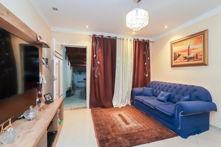 Casa à venda com 86m², 2 quartos e 2 vagasSala