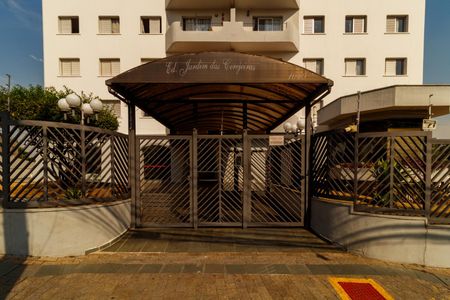 Apartamento à venda com 100m², 3 quartos e 1 vagaFachada