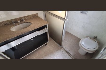 Casa à venda com 250m², 2 quartos e 2 vagasBanheiro Social 