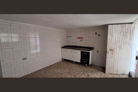 Casa à venda com 250m², 2 quartos e 2 vagasCozinha 