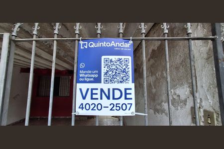 Casa à venda com 250m², 2 quartos e 2 vagasPlaquinha 