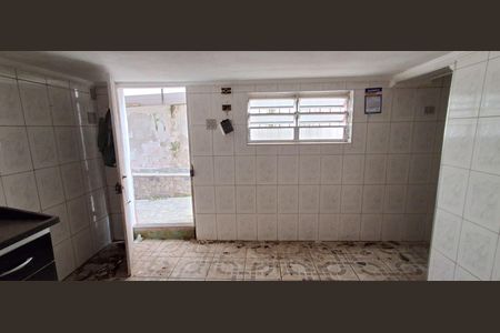 Casa à venda com 250m², 2 quartos e 2 vagasCozinha 