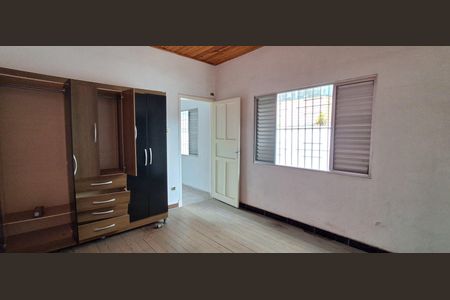 Casa à venda com 250m², 2 quartos e 2 vagasQuarto 