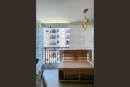 Apartamento à venda com 42m², 1 quarto e 1 vaga Apartamento à venda com 42m², 1 quarto e 1 vagaVaranda da Sala e Área de Serviço