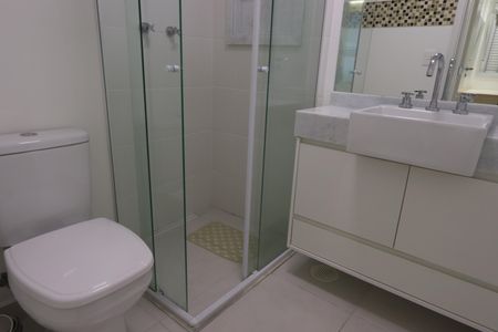 Apartamento à venda com 105m², 3 quartos e 2 vagasBanheiro Social