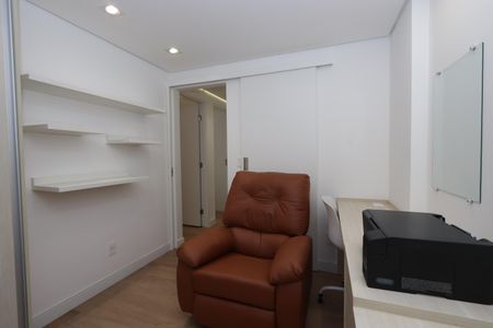 Apartamento à venda com 105m², 3 quartos e 2 vagasQuarto 3