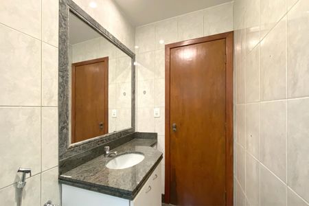 Apartamento à venda com 105m², 3 quartos e 2 vagasBanheiro