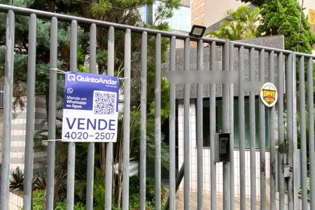 Apartamento à venda com 105m², 3 quartos e 2 vagasPlaca