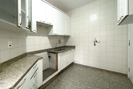 Apartamento à venda com 105m², 3 quartos e 2 vagasCozinha
