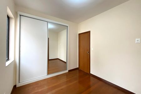 Apartamento à venda com 105m², 3 quartos e 2 vagasSuite 1