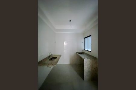 Apartamento à venda com 40m², 2 quartos e sem vaga Apartamento à venda com 40m², 2 quartos e sem vagaCozinha e Área de Serviço