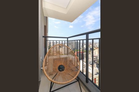 Sacada de kitnet/studio para alugar com 1 quarto, 30m² em Pinheiros, São Paulo