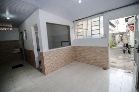 Sala de casa para alugar com 2 quartos, 50m² em Penha Circular, Rio de Janeiro