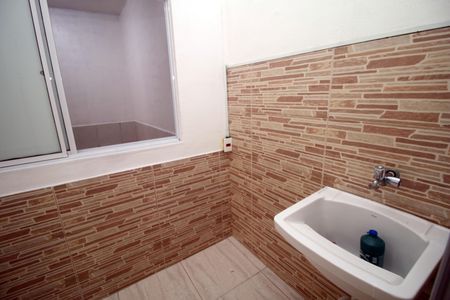 Casa para alugar com 50m², 2 quartos e sem vagaÁrea de Serviço
