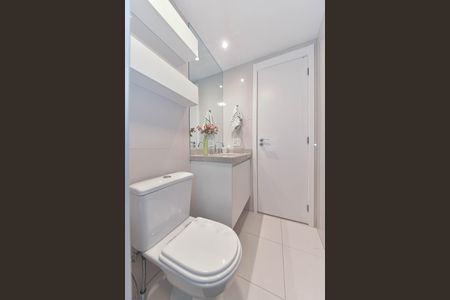 Apartamento à venda com 75m², 2 quartos e 1 vagaBanheiro da Suíte