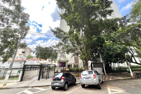 Apartamento para alugar com 82m², 2 quartos e 2 vagasFachada