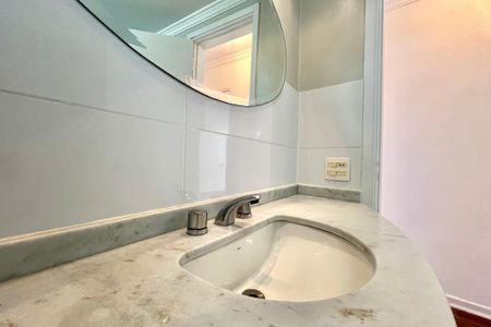 Apartamento para alugar com 82m², 2 quartos e 2 vagasBanheiro