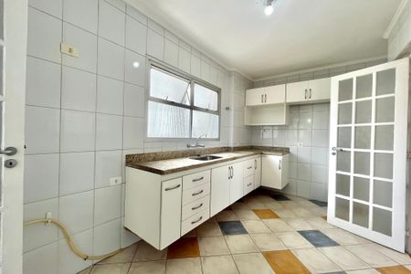 Apartamento para alugar com 82m², 2 quartos e 2 vagasCozinha