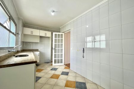 Apartamento para alugar com 82m², 2 quartos e 2 vagasCozinha