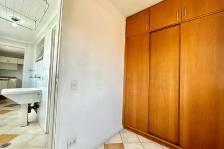 Apartamento para alugar com 82m², 2 quartos e 2 vagasQuarto de Serviço