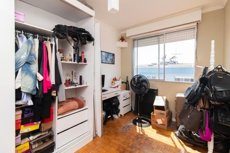 Quarto 2 de apartamento para alugar com 2 quartos, 48m² em Santo Antônio, Porto Alegre