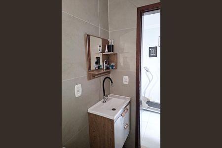 Casa para alugar com 180m², 3 quartos e 1 vaga Casa para alugar com 180m², 3 quartos e 1 vagaBanheiro Social 3
