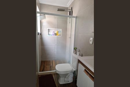 Casa para alugar com 180m², 3 quartos e 1 vaga Casa para alugar com 180m², 3 quartos e 1 vagaBanheiro Social 3