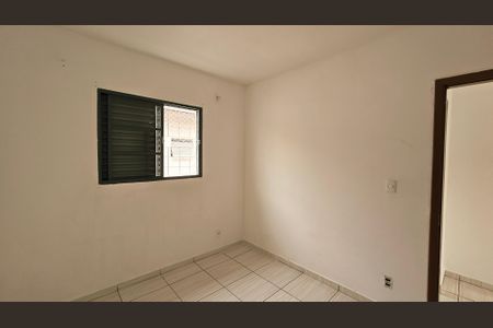 Quarto 2 de apartamento para alugar com 2 quartos, 48m² em Jardim das Tulipas, Jundiaí