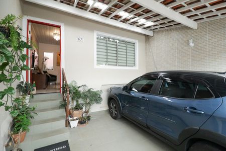 Casa à venda com 100m², 2 quartos e 2 vagas Casa à venda com 100m², 2 quartos e 2 vagasGaragem