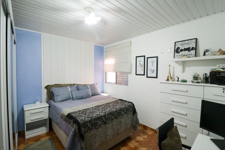 Casa à venda com 100m², 2 quartos e 2 vagas Casa à venda com 100m², 2 quartos e 2 vagas Quarto 1