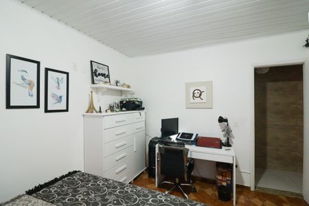 Casa à venda com 100m², 2 quartos e 2 vagas Casa à venda com 100m², 2 quartos e 2 vagas Quarto 1