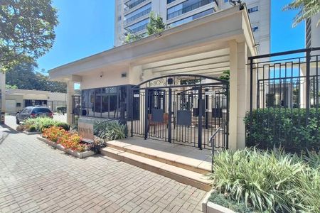 Apartamento à venda com 160m², 3 quartos e 2 vagasEntrada