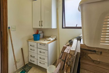 Apartamento para alugar com 100m², 3 quartos e 1 vagaQuarto de Serviço