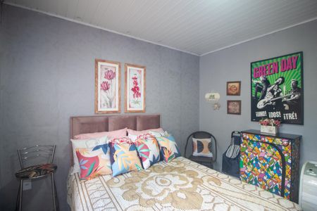 Casa à venda com 75m², 2 quartos e 3 vagas Casa à venda com 75m², 2 quartos e 3 vagasQuarto